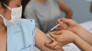Có thể tiêm mũi nhắc lại vaccine COVID-19 sau 3 tháng