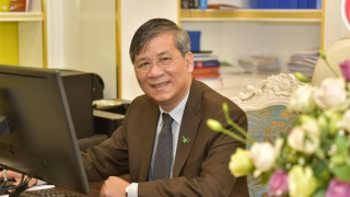 GS.TS. AHLĐ Nguyễn Anh Trí:  Người dân cần gì, cuộc sống cần gì thì hãy đi vào hướng đó