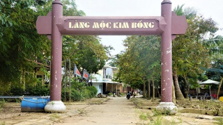 Mùa buồn Phố Hội
