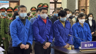 Xét xử sơ thẩm vụ sai phạm về đấu thầu tại Sở Y tế Sơn La