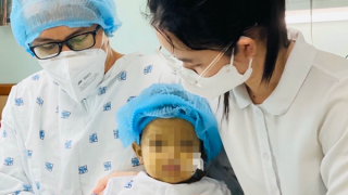 Cứu sống bé gái 2 tuổi từ một phần gan của người bố