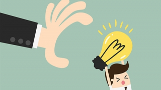 Đánh cắp chất xám công cộng