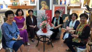 Nhà văn Trần Thị Trường: Người đàn bà bên khung tranh