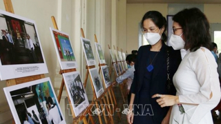 Triển lãm ảnh “Quan hệ hữu nghị Việt Nam - Ấn Độ 50 năm một chặng đường”