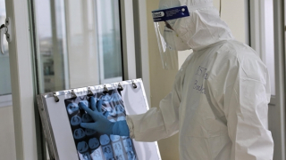 Cả nước thêm 15.779 ca COVID-19, Hà Nội vượt mốc 2.800 F0