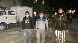 Nhóm tội phạm dùng chiêu “tráo sổ, tráo người”