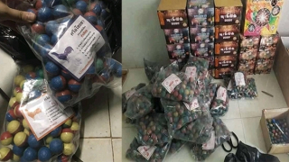 Thâm nhập “chợ” pháo lậu online