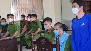 Tuyên án nhóm bị cáo đốt nhà của Đội trưởng Đội Cảnh sát hình sự