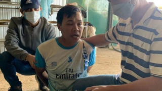 Bắt kẻ giả danh CSGT vòi tiền doanh nghiệp