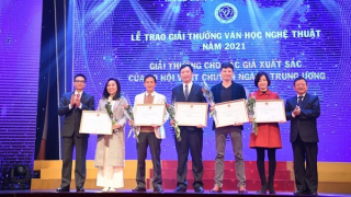 72 tác phẩm được trao Giải thưởng Văn học nghệ thuật năm 2021