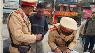 Xử phạt nhiều tài xế  vi phạm nồng độ cồn sau lễ cúng ông Công, ông Táo