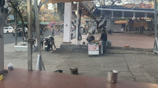 Tiểu thương mong mỏi mở cửa kinh doanh ở chợ đêm Đà Lạt