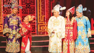 Ngày xuân nói về niềm vui chốc lát của nhạc chế