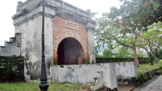 Từ thành Điện Hải...