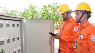 Hà Nội lắp đặt 100% công tơ điện tử cho khách hàng sử dụng điện