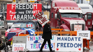 Nguy cơ bất ổn từ làn sóng biểu tình chống tiêm vaccine ở nhiều nước