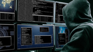 Quyết liệt đấu tranh, ngăn chặn hoạt động của tội phạm trên không gian mạng