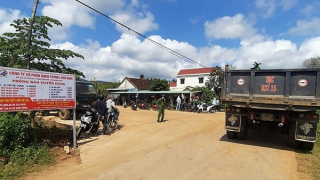 Xử lý nghiêm vụ Giám đốc nhà máy gạch đánh công nhân