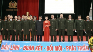 Chăm lo xây dựng cán bộ trẻ gắn với thực hiện Kết luận số 14 của Bộ Chính trị