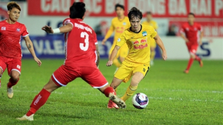 V.League 2022 trước nguy cơ "toang" vì COVID-19