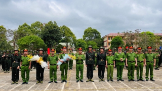 Khai giảng khóa huấn luyện chiến sĩ mới tại Tây Nguyên