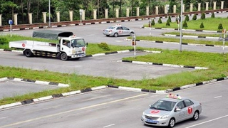 Chỉ đạo "nóng" về sát hạch, cấp giấy phép lái xe