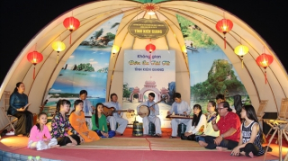 Tổ chức Liên hoan Đờn ca tài tử quốc gia lần III