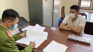 Sản xuất đạn súng săn rồi rao bán trên mạng