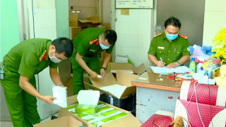 Mua kit test trôi nổi rồi rao bán kiếm lời