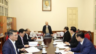Tổng Bí thư Nguyễn Phú Trọng chủ trì cuộc họp lãnh đạo chủ chốt