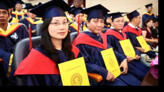 Miễn học phí, cấp học bổng cho nghiên cứu sinh Tiến sỹ có năng lực xuất sắc
