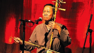 Phím đàn dìu dặt tay tiên