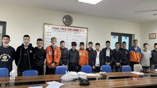 Tạm giữ 18 thanh thiếu niên trong vụ hỗn chiến tại Hà Đông