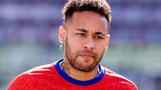 Vì sao Neymar bị rút ruột tài khoản ngân hàng?