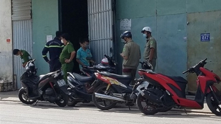 Điều tra vụ nổ trong căn nhà làm một người bị thương