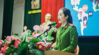 Nữ Trung úy xinh đẹp được vinh danh “Gương mặt trẻ Công an tiêu biểu”