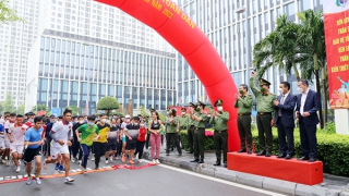 Bộ Công an hưởng ứng Ngày chạy Olympic vì sức khỏe toàn dân