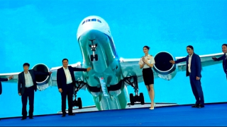 Đà Nẵng rộn ràng trong ngày "chào mừng thế giới trở lại"