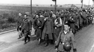 Tiệp Khắc đã bị xé nát như thế nào?