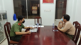 Thanh niên “cho đất ăn tiền” để... vui và câu view