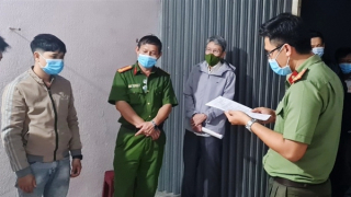 Khám phá nhiều vụ tàng trữ, mua bán, chế tạo súng đạn