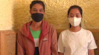 Khởi tố nhóm "nữ quái" cướp tài sản và đánh bạc