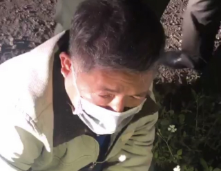 Ôm 25 kg thuốc nổ, người đàn ông bị bắt quả tang