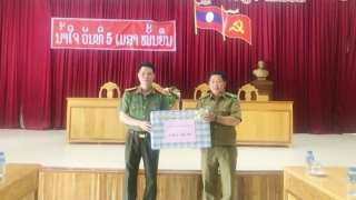 Công an tỉnh Thanh Hóa thăm, chúc Tết cổ truyền Công an tỉnh Hủa Phăn