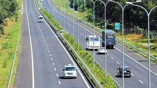 Dùng vải, khẩu trang, băng dán biển kiểm soát - hành vi cần xử lý nghiêm