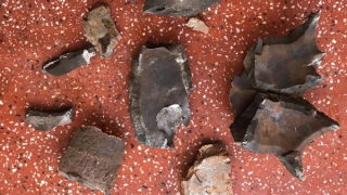 Nhặt trái nổ về nhà đập, một người tử vong