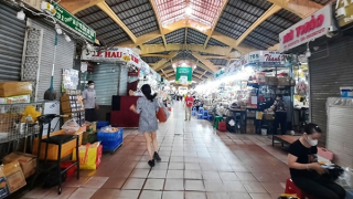 Đìu hiu chợ truyền thống