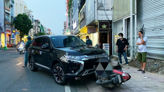 Thày giáo Công an dùng ô tô chặn bắt tên cướp