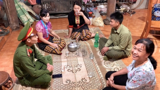 Những cách làm hay để giữ địa bàn xã biên giới sạch về ma túy