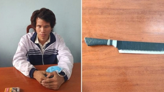 Đối tượng truy nã cầm dao cố thủ khi bị vây bắt